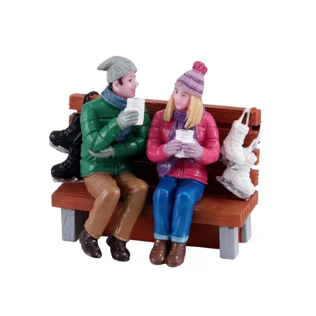 Lemax Hot cocoa drinkers